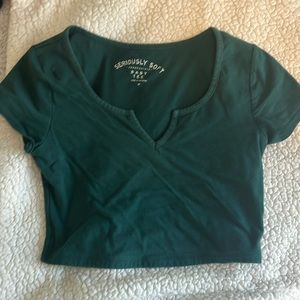 Seriously Soft Aeropostale emerald green cropped top pre owned good condition